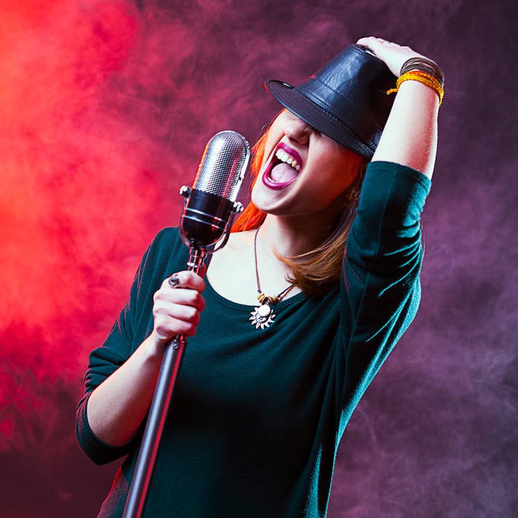 Karaoke singer